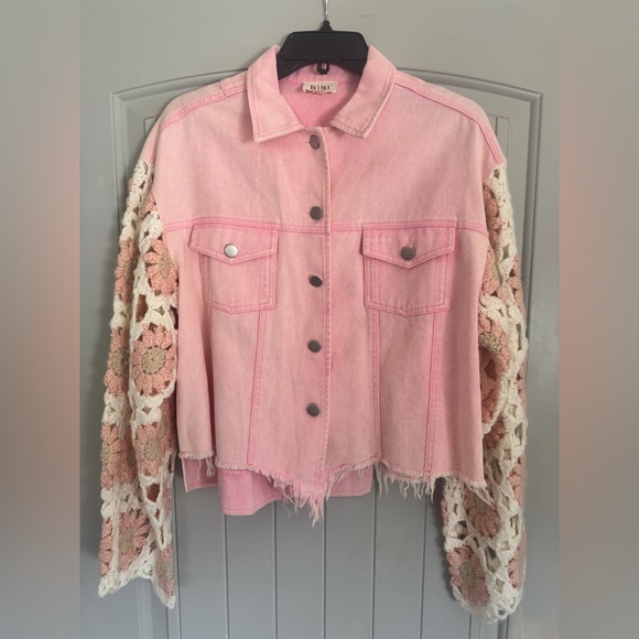 BIBI Pink Washed Denim Jacket Crochet Granny Square Sleeves Boho Cowgirl SZ SM - Picture 2 of 16
